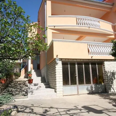 With A Parking Space Biograd Na Moru, Biograd - 20756 Apartment *