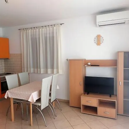 With A Parking Space Biograd Na Moru, Biograd - 20756 *