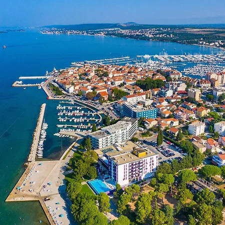 With Parking Space Biograd Na Moru, Biograd - 20756 Апартаменты